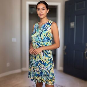 Stella Parker Vibrant Leaf Print Sleeveless Dress